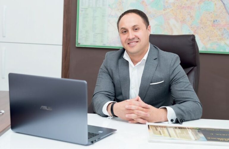 125945373_116080793650537_8247763078988277640_n